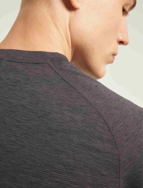 CAMISETA SPORT EASY CARE MODELO MOOVE NEGRO