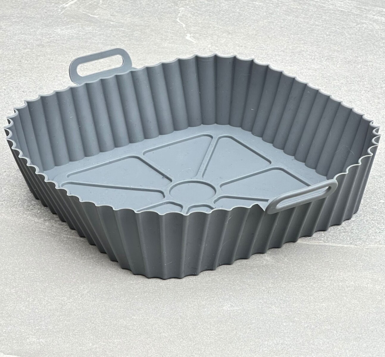 Bandeja De Silicona Para Freidora Electrica Air Fryer Lado 20cm x Alto 6.5cm 