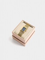 Reloj Rectangular Con Brazalete Metálico dorado