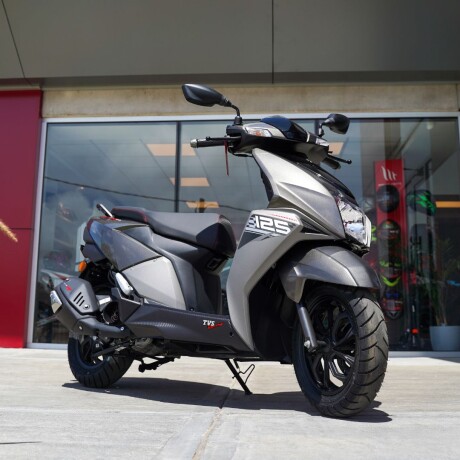 TVS Ntorq 125 Gris