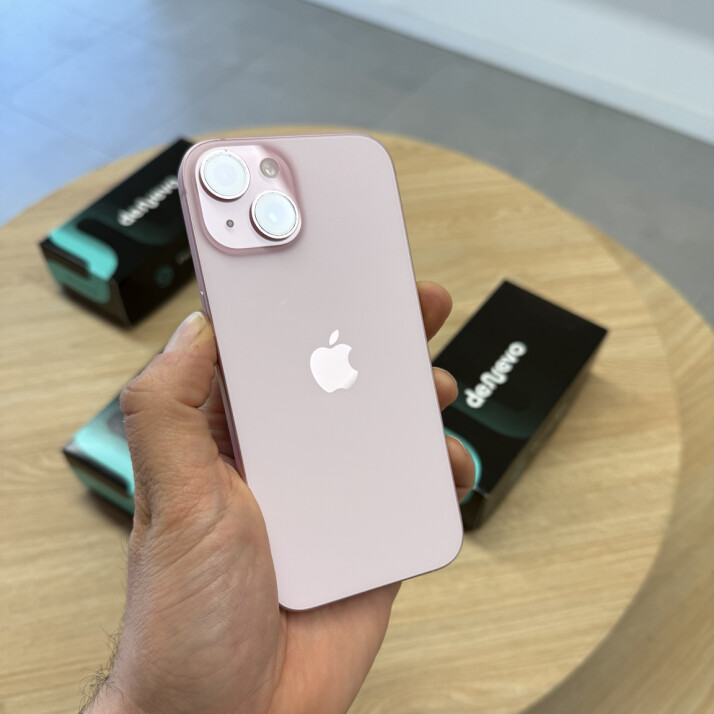 iPhone 15 128GB - Pink iPhone 15 128GB - Pink