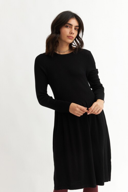 Vestido tejido manga larga NEGRO