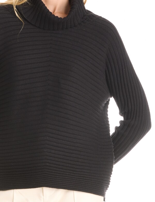 Buzo Acanalado Cuello Alto NEGRO
