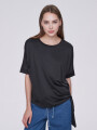 Remera Laogharie Negro