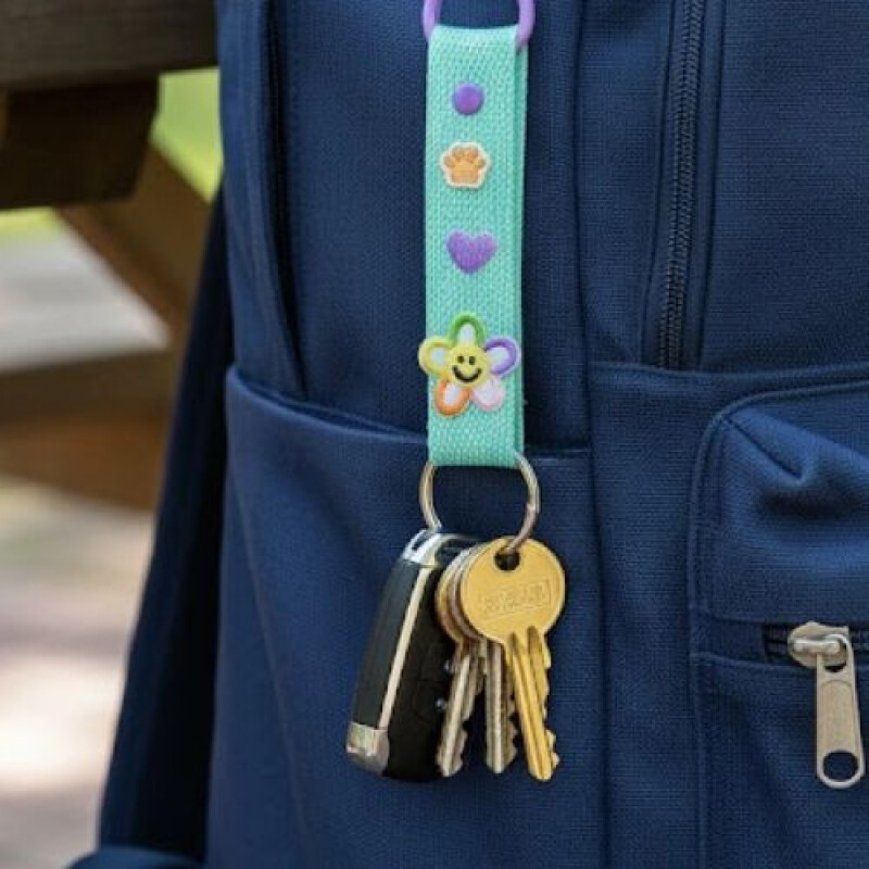 Llavero Cinta - Flor y Huellita Llavero Cinta - Flor Y Huellita