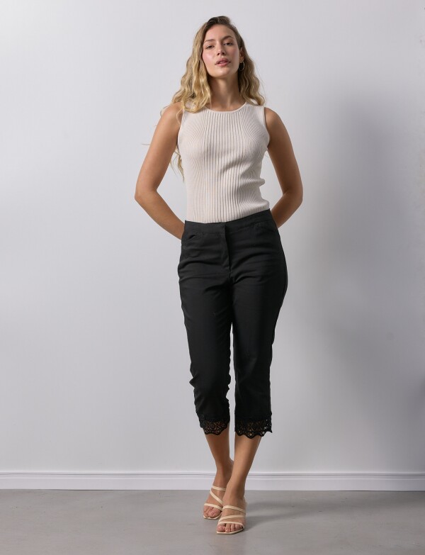 Capri Algodón Crochet NEGRO