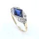 Anillo en oro 18k con piedra de color azul y diamantes Anillo en oro 18k con piedra de color azul y diamantes