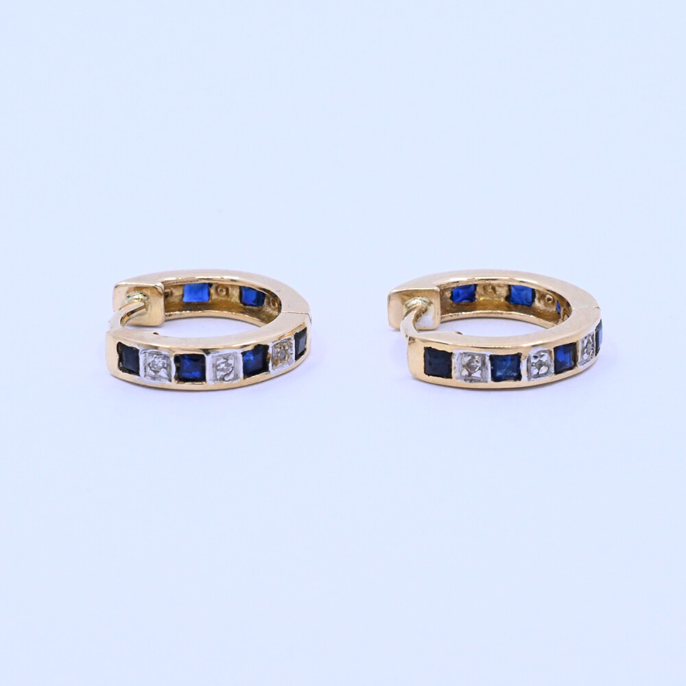 Aros oro 18k zafiros carré y brillantes Aros oro 18k zafiros carré y brillantes