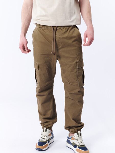 Pantalón Cargo Jogger Marrón