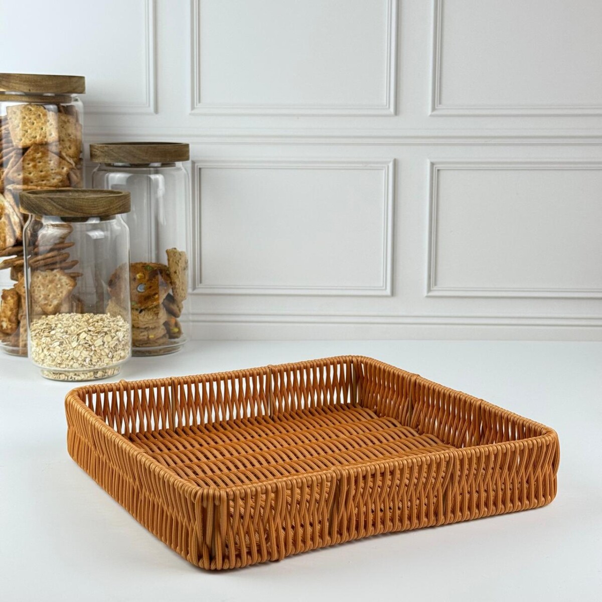 Bandeja De Rattan Sintético Cuadrada 24cm x 24cm x 4.5cm 