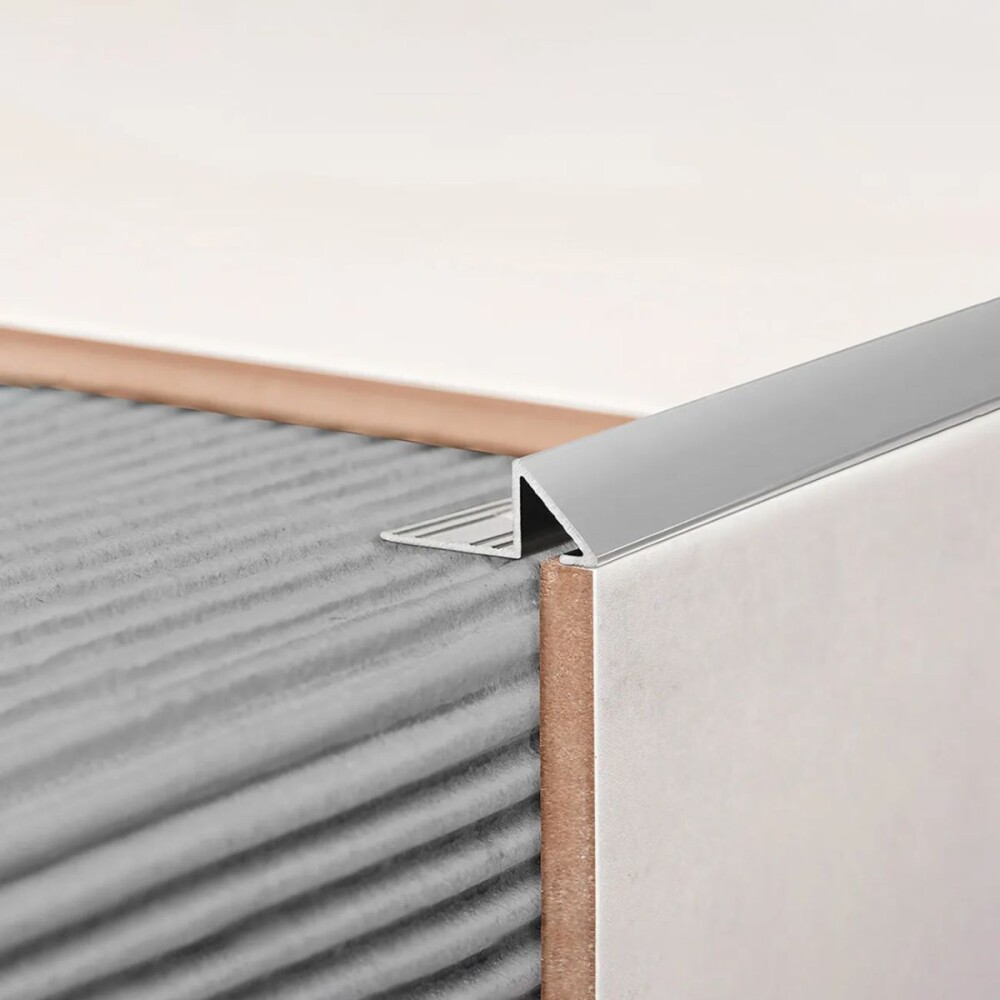 Guardacanto Aluminio Prisma 10 mm x 11 mm x 2,5 m Cromo Mate Guardacanto Aluminio Prisma 10 Mm X 11 Mm X 2,5 M Cromo Mate