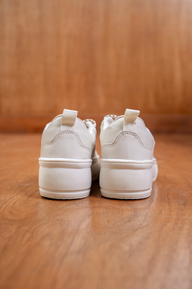 Calzado Casual. Blanco