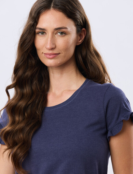 REMERA DE ALGODÓN CON VOLADO Azul