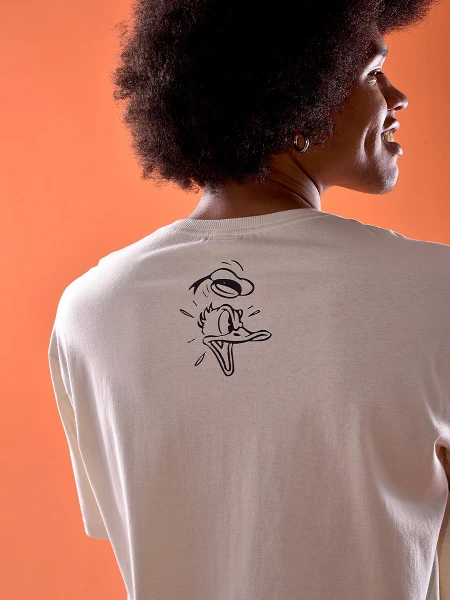 REMERA DONALD RETRO BEIGE CLARO