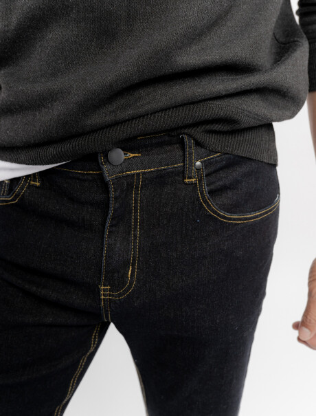 Jean clásico Raw Jean clásico Raw