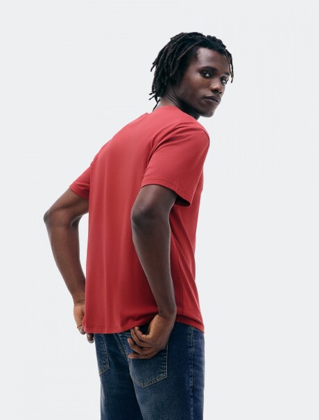 CAMISETA BÁSICA UNISSEX ROJO