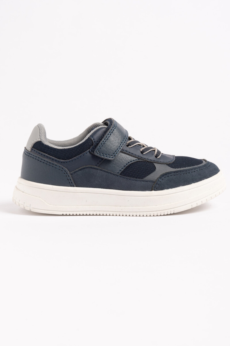 Zapatilla con velcro combinada Azul
