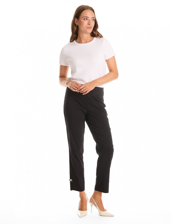 Pantalon De Vestir & Detalle En Ruedo NEGRO