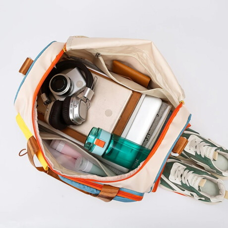 Bolso de viaje con bolsillos Beige
