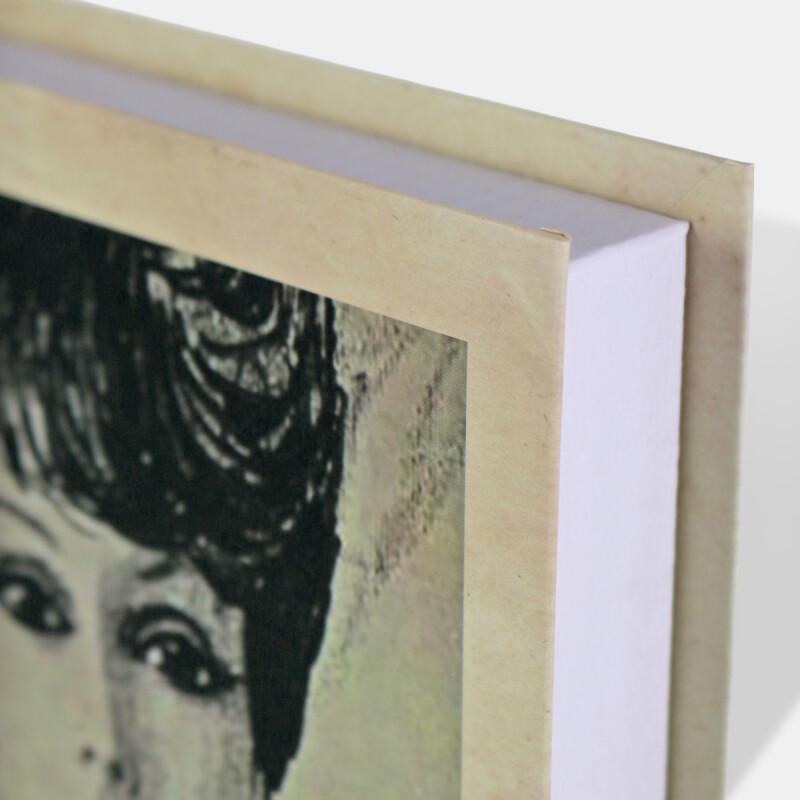 FIGURA LIBRO DEC 24X16X3CM Unica