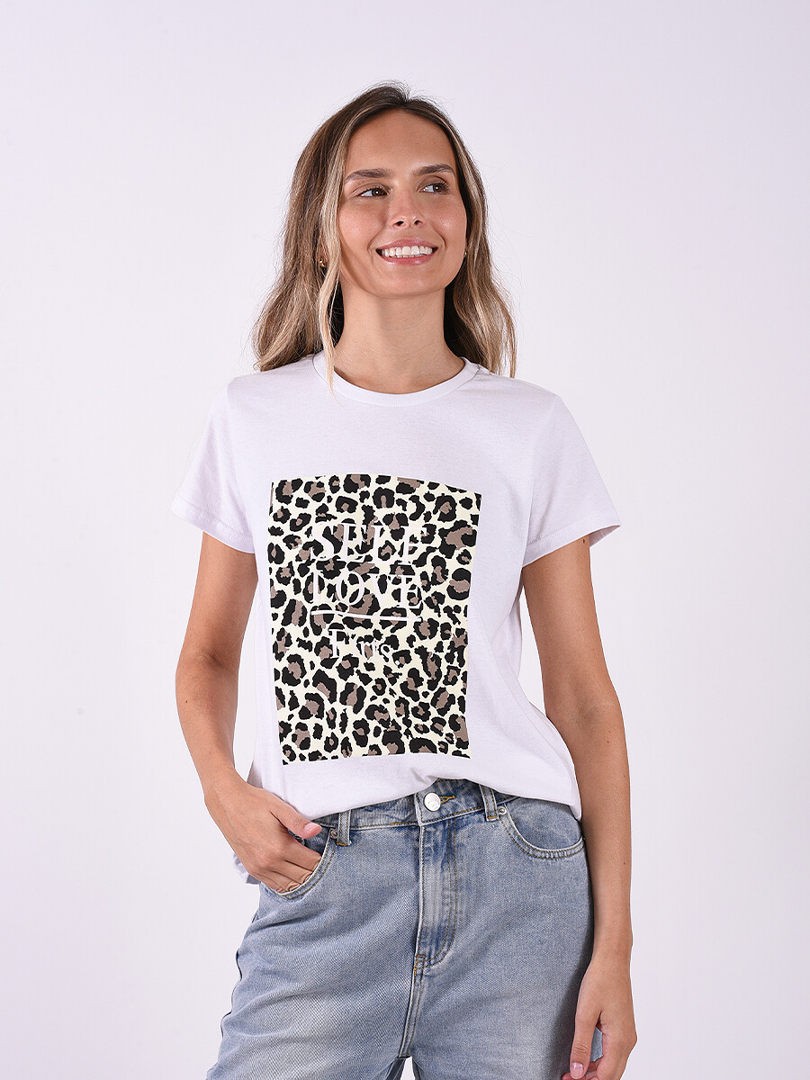 REMERA ANIMAL - BLANCO 