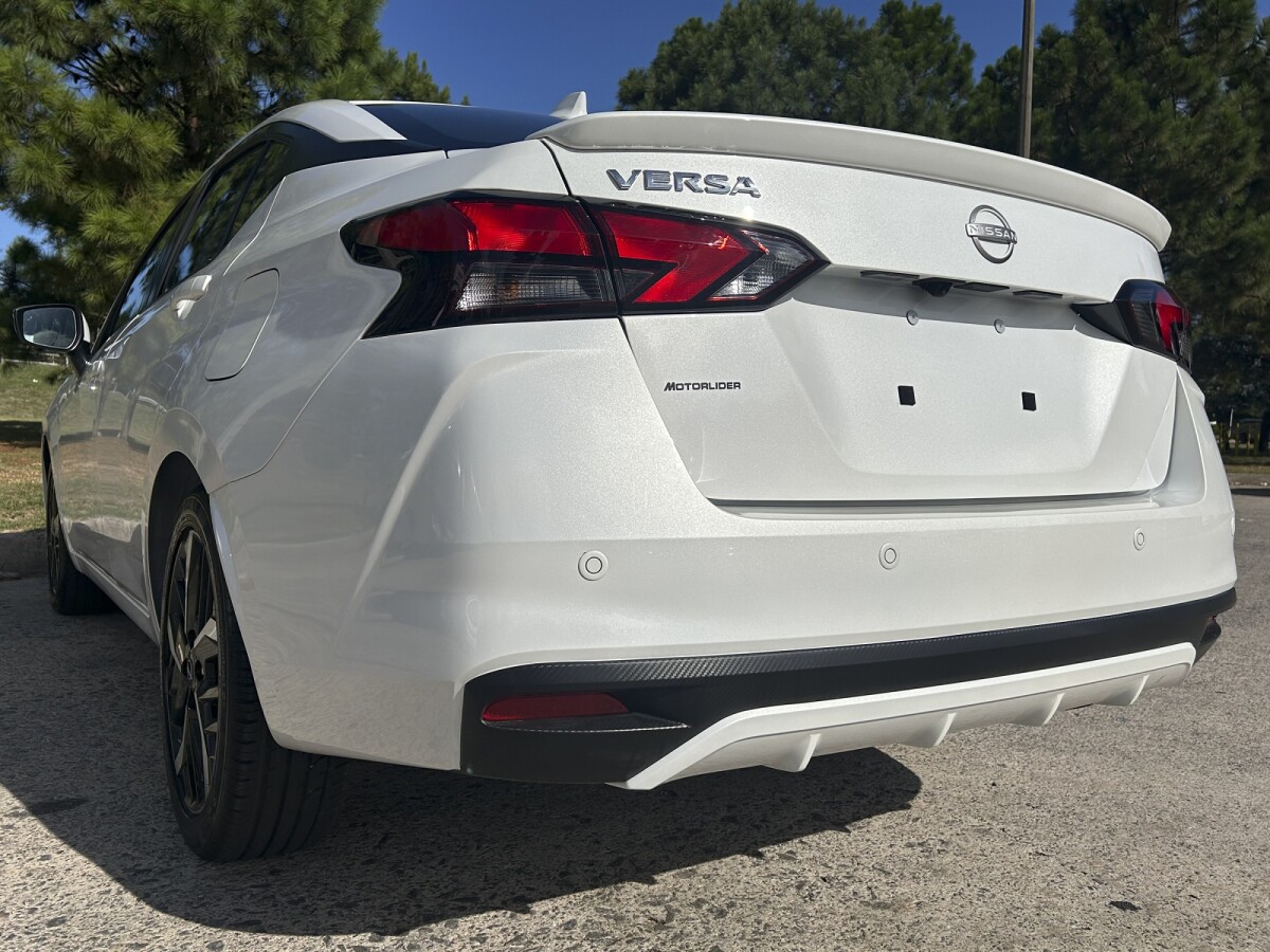 Nissan Versa Exclusive 0KM | Permuta / Financia Nissan Versa Exclusive 0KM | Permuta / Financia