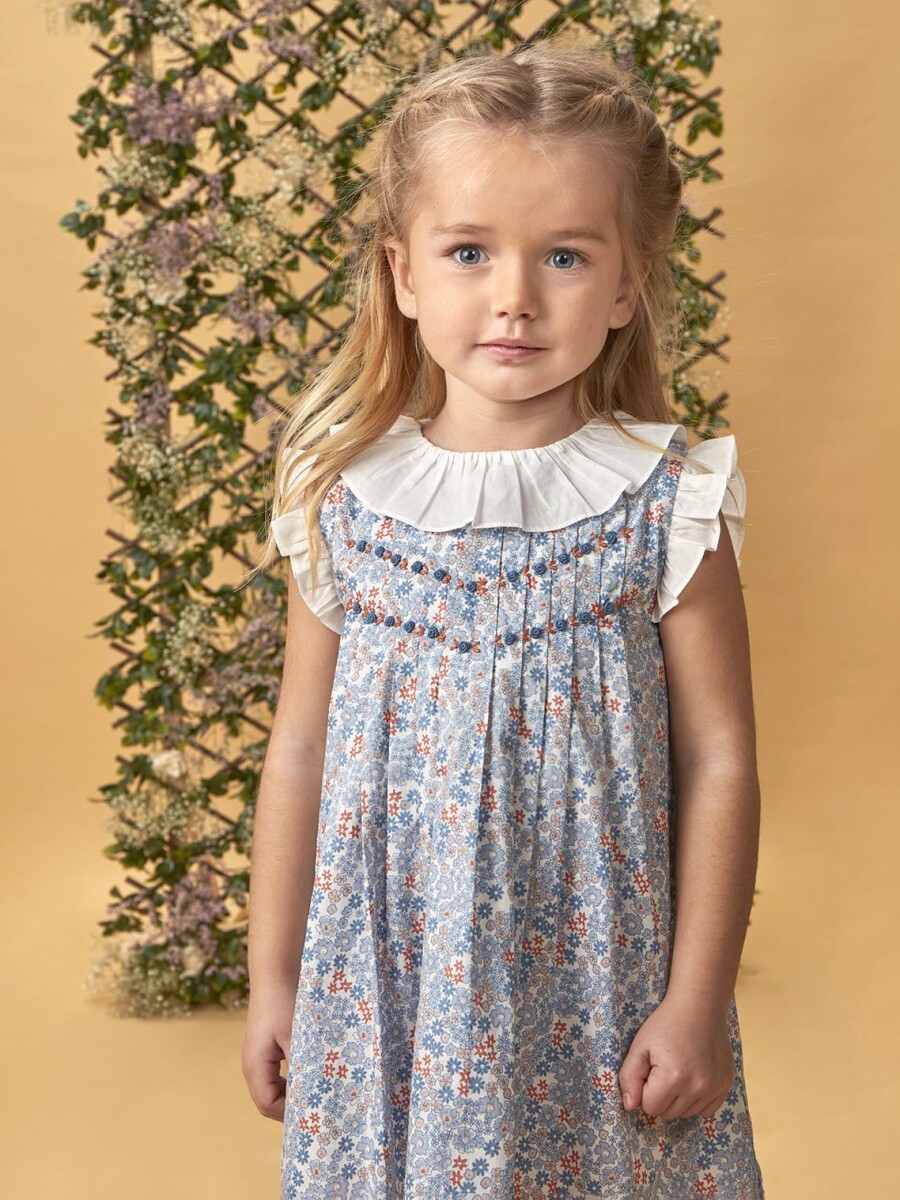 Vestido De Florecitas Con Nido De Abeja Azul Claro