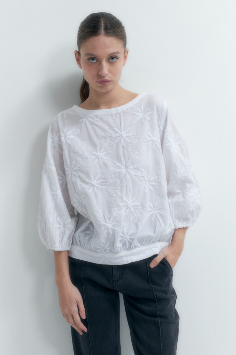 Blusa bordada - blanco 