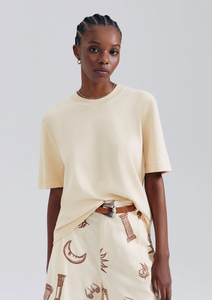 CAMISETA BÁSICA MANGA CORTA - AMARILLO 