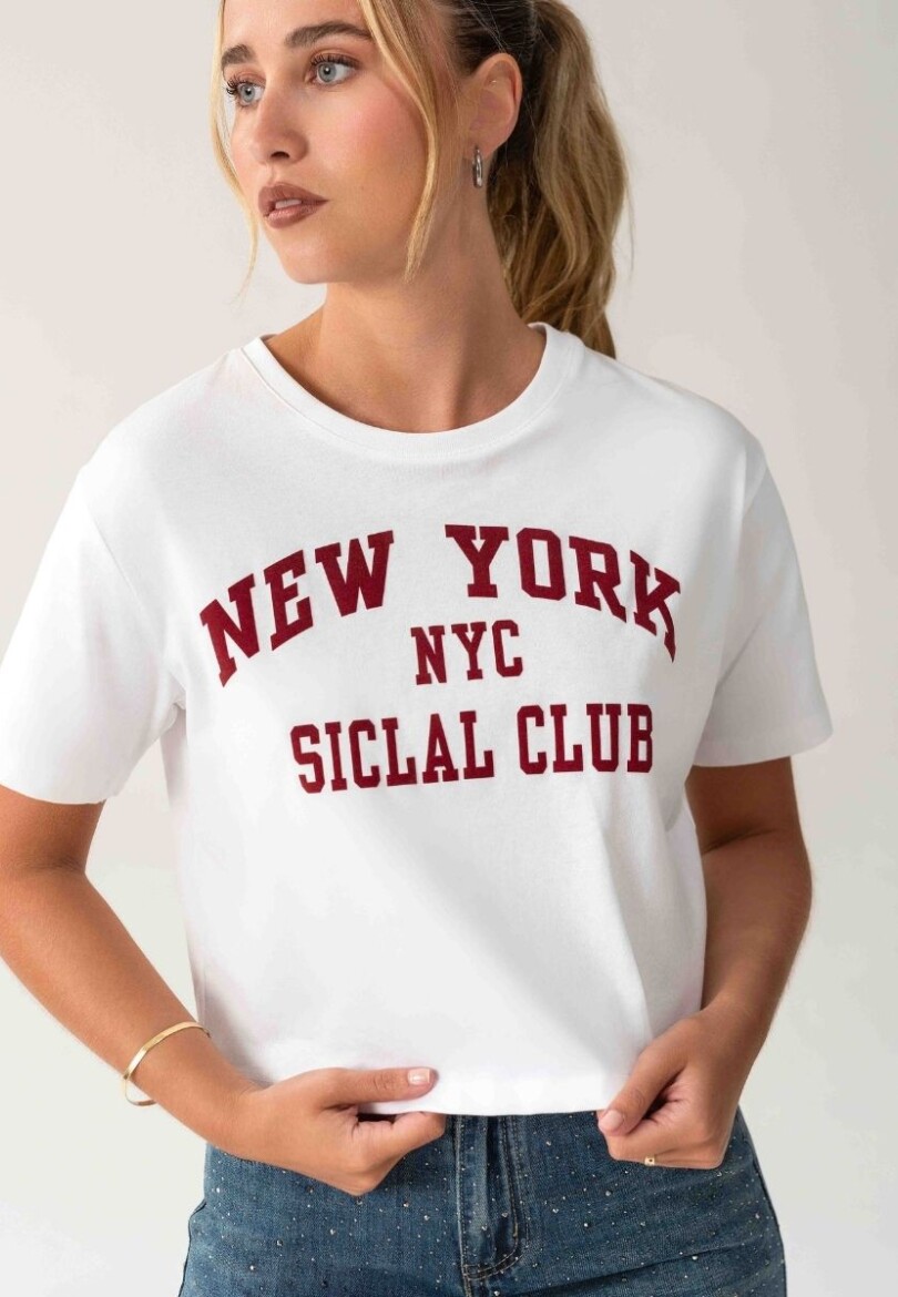Remera Crop New York Blanco