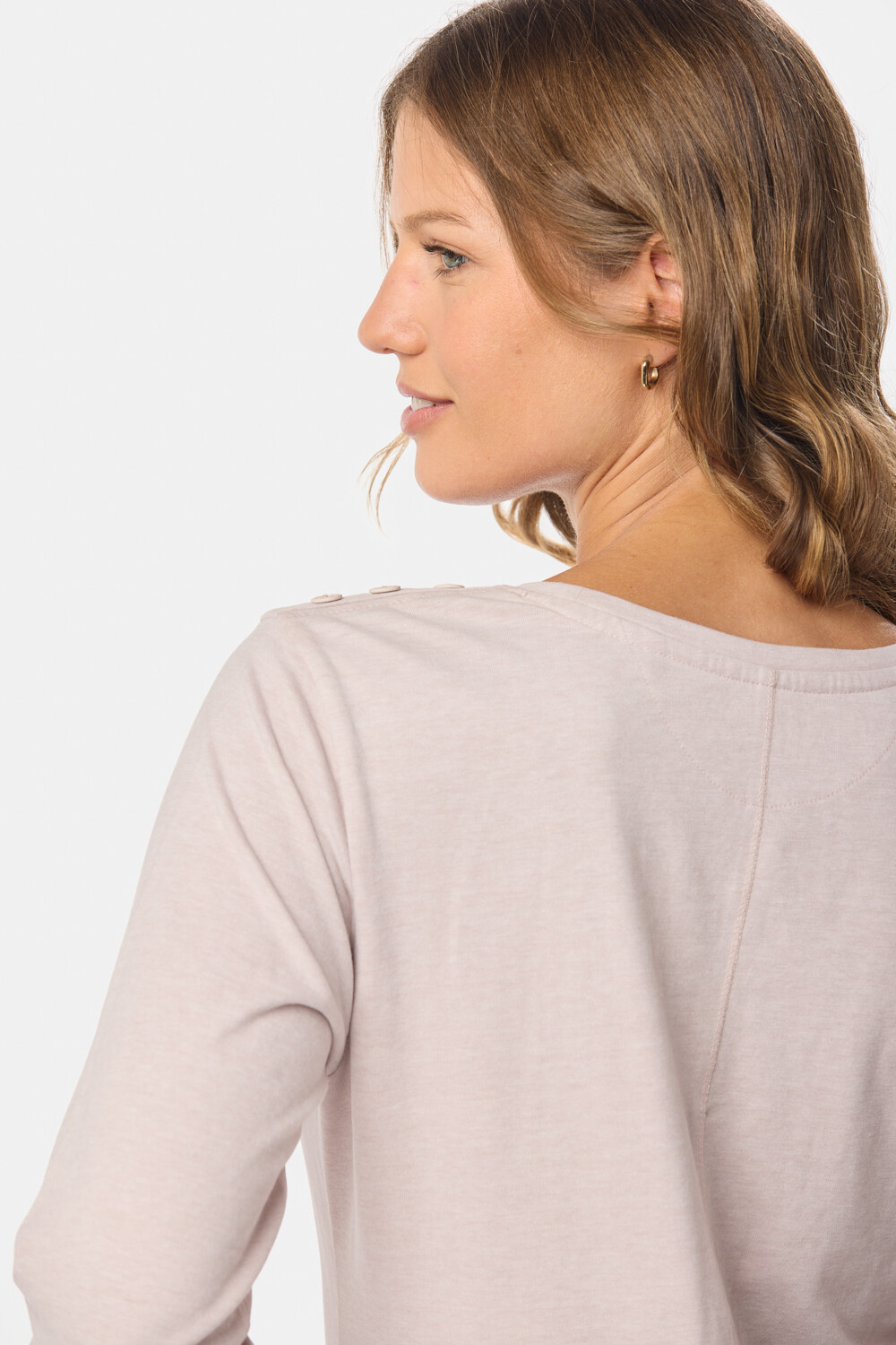 REMERA LISA CON BOTONES Beige