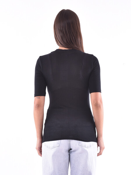POLERA BASIC NEGRO