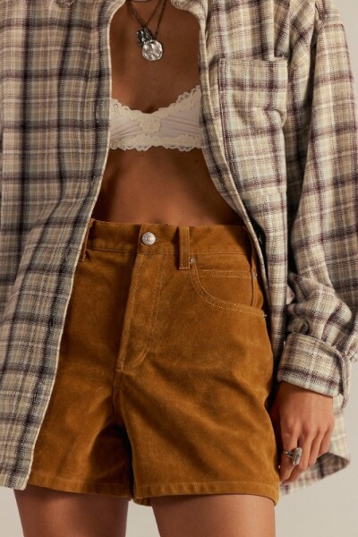 TIPPI VEGAN SUEDE SHORT Beige