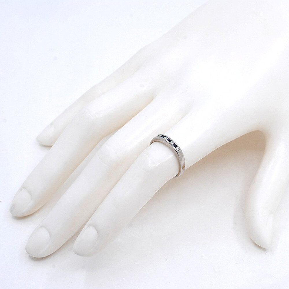 Anillo En Oro Blanco 18K Con Brillantes Y Zafiros Anillo En Oro Blanco 18K Con Brillantes Y Zafiros