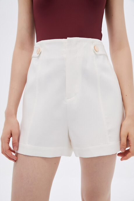 Short Alabas Marfil / Off White