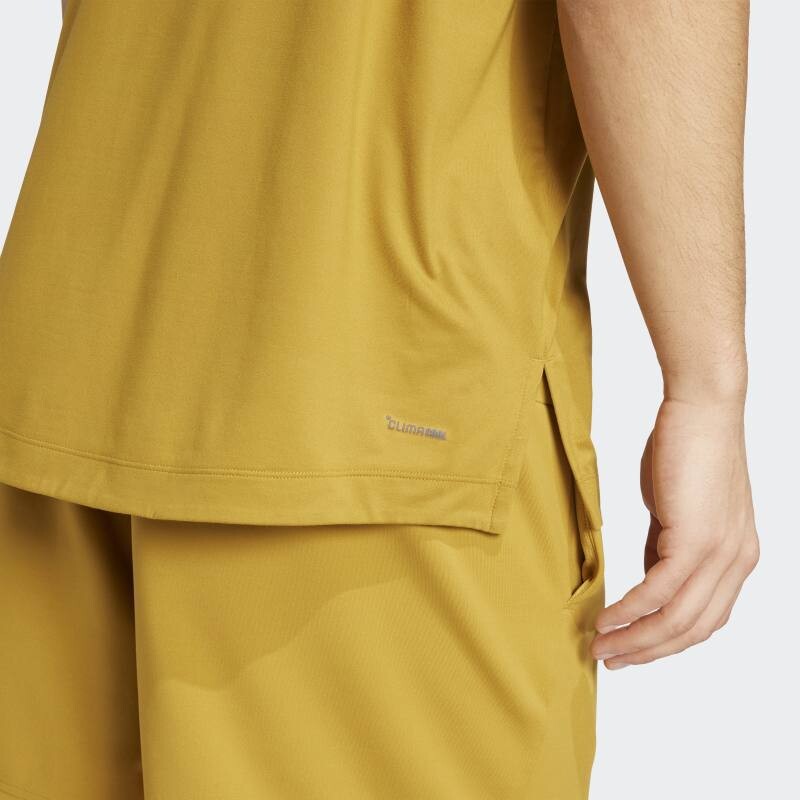 Remera Adidas Puremotion Marrón