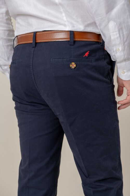 Pantalón gabardina classic fit Azul marino