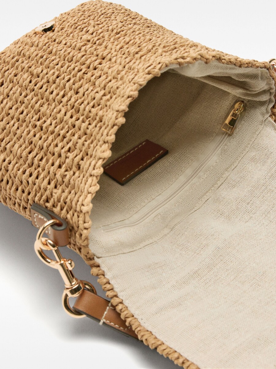 Bolso Bandolera Efecto Rafia Con Solapa natural