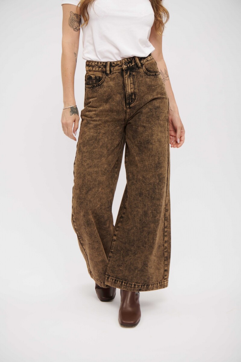 JEAN CECI WIDE LEG MARRÓN