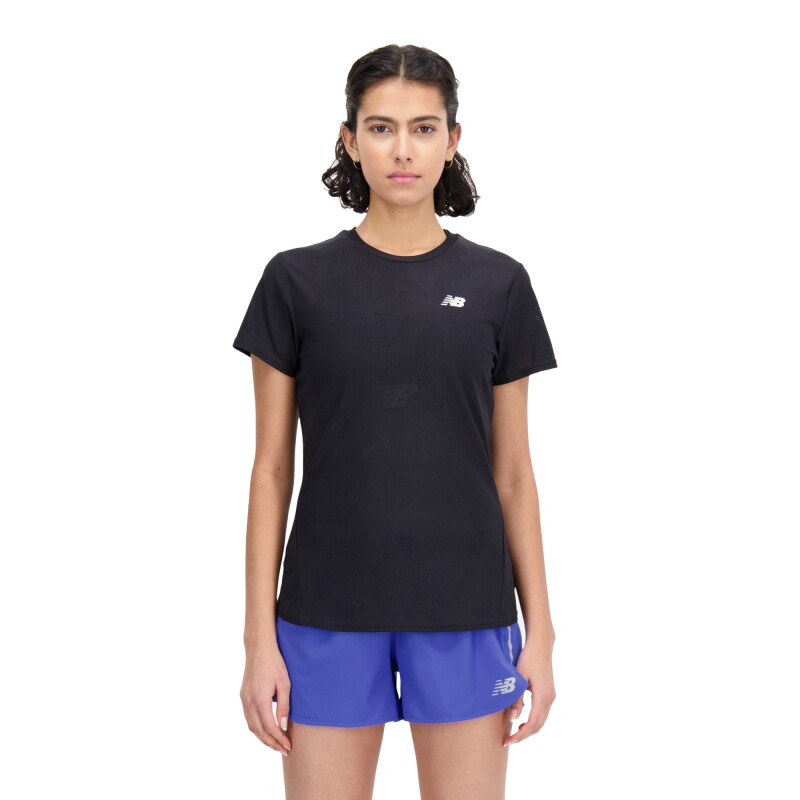 Remera New Balance de Dama - Q Speed - WT33281BK BLACK