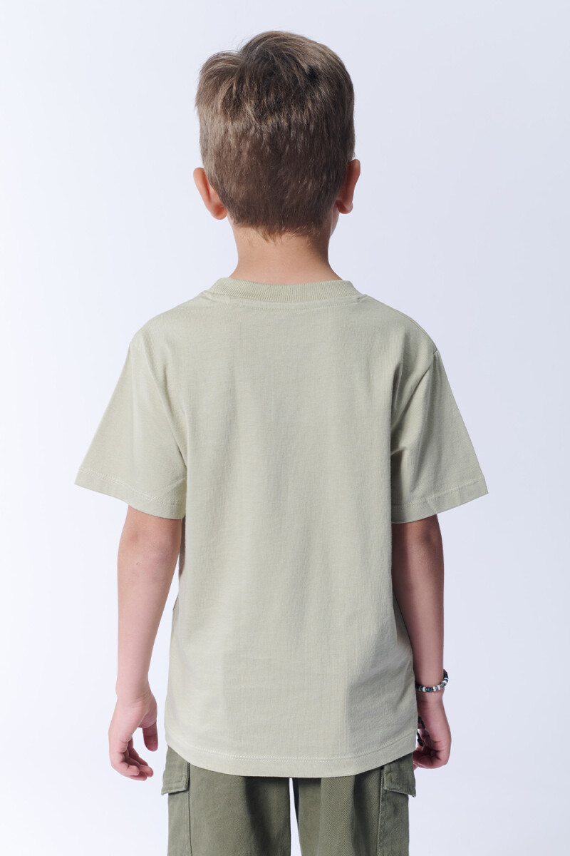 Remera con Bolsillo Verde