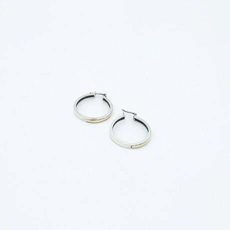 Par de aros de plata 925 y double en oro 18 ktes. Par de aros de plata 925 y double en oro 18 ktes.