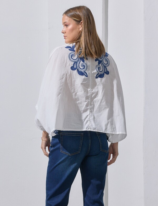Blusa Bordada BLANCO/AZUL