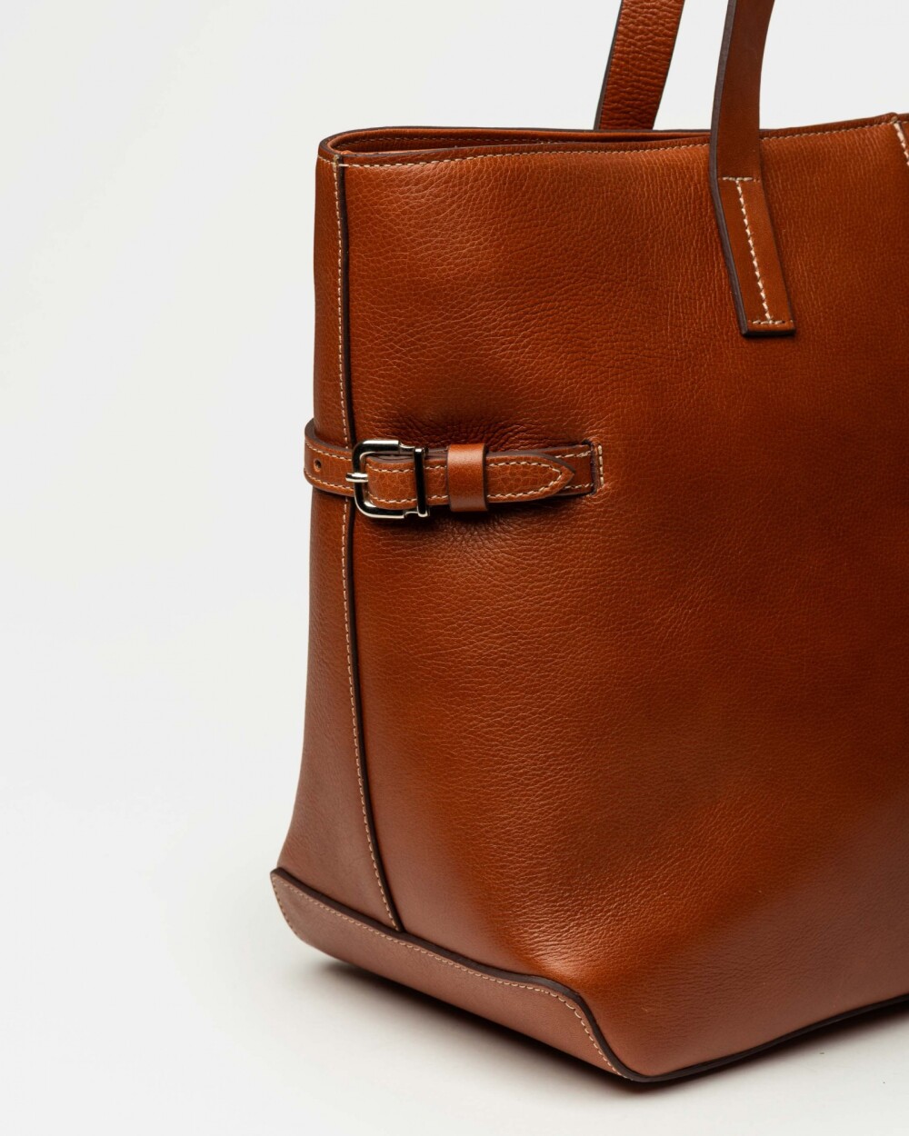 Bolso Sophie en cuero liso Cuoio