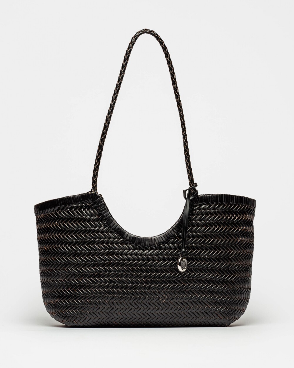 Cartera al hombro Ipanema en cuero curtido natural Negro