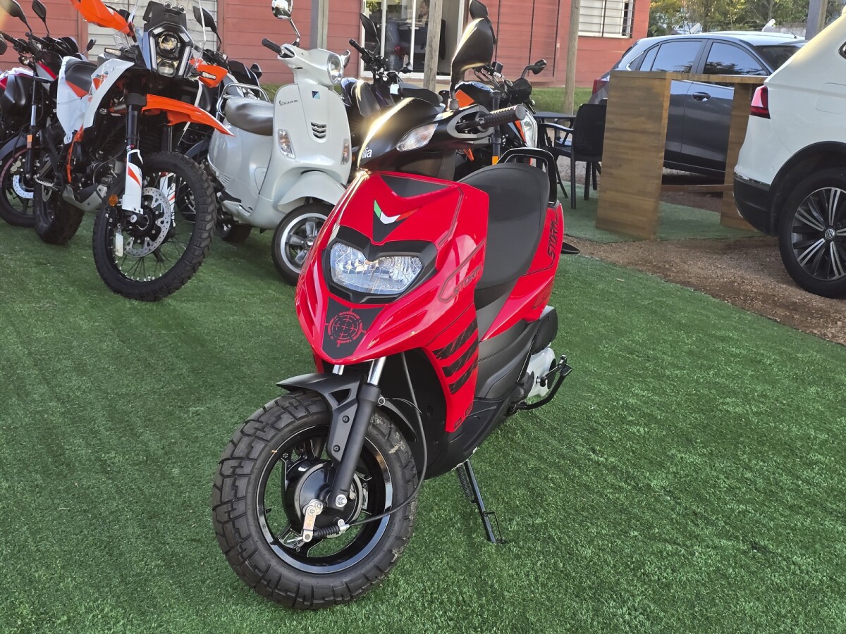 Aprilia Storm 125 SR 125 Storm Glossy | Permuta / Financia Aprilia Storm 125 SR 125 Storm Glossy | Permuta / Financia