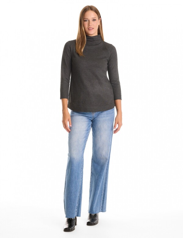 Buzo Cuello Alto GRIS