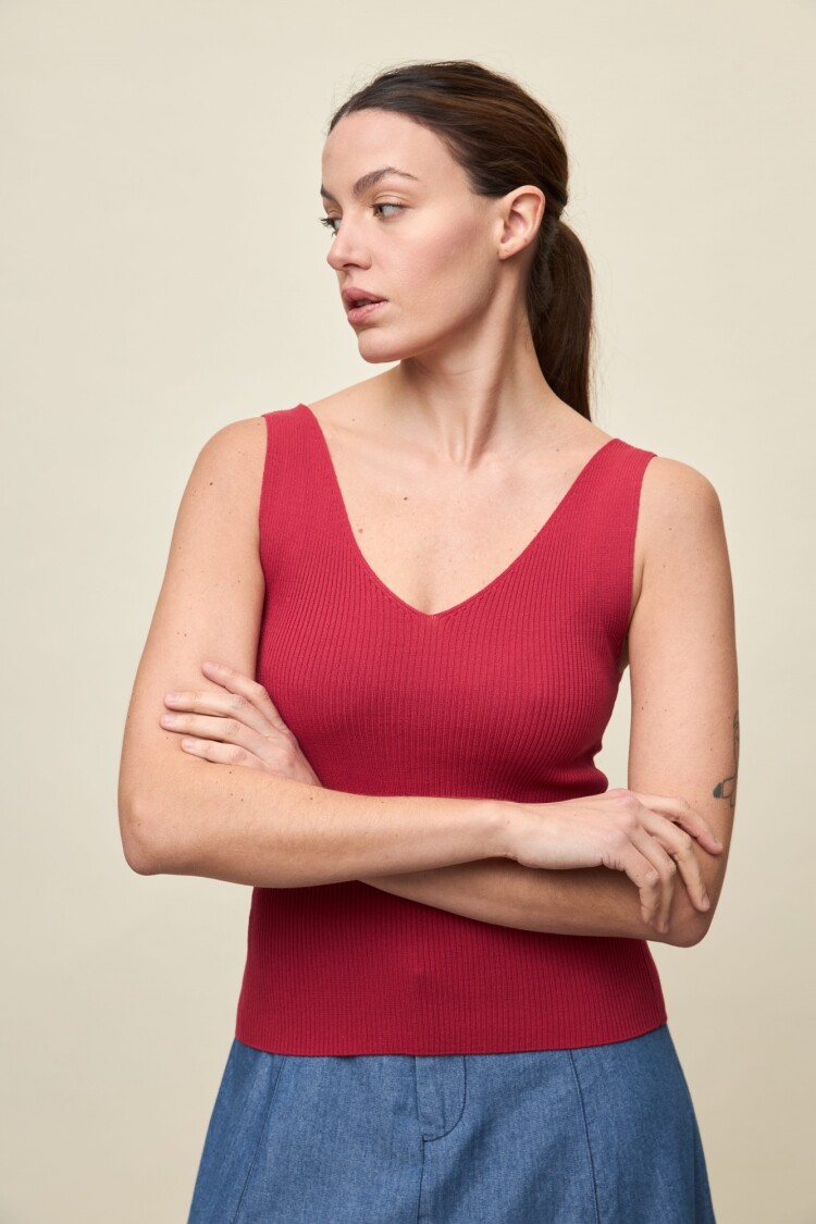 TOP SANER Rojo