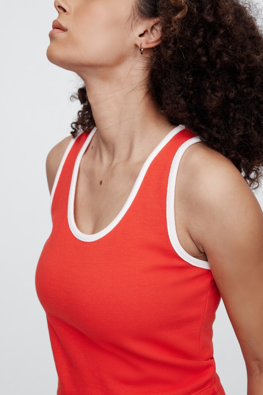 Short Pique Mujer Poster Red