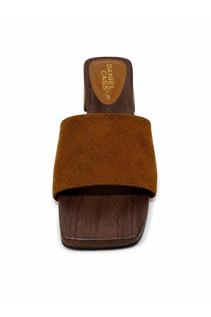 ZUECO NIR Camel